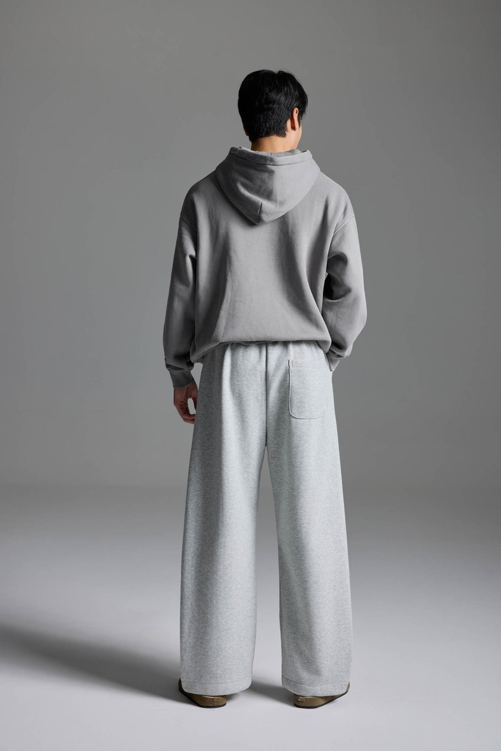 【年間ベストセラー】LINDEN バレルスウェットパンツ グレー